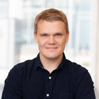 Portrait of Associate Professor Janus Mortensen